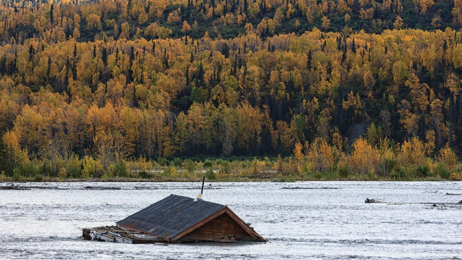 River-flooded homes in the United States of America